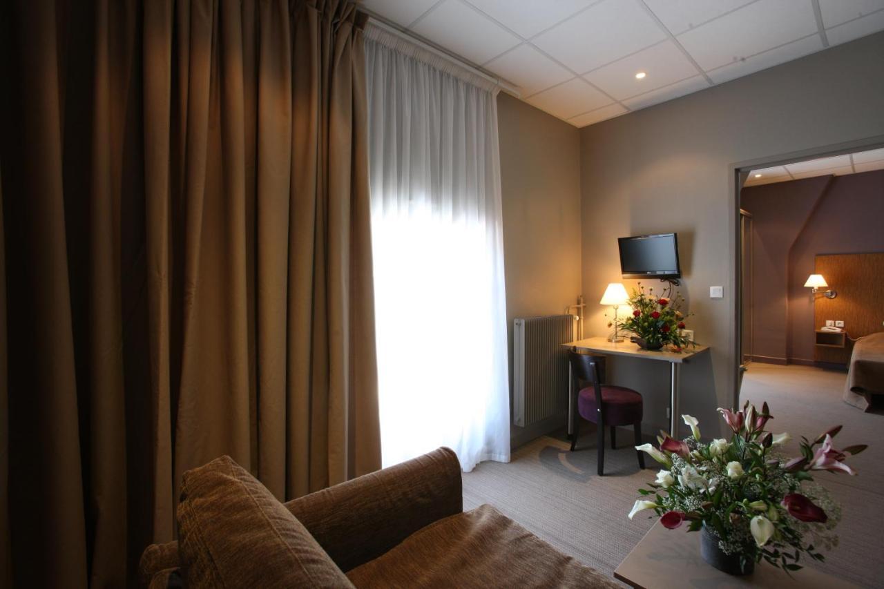 Hotel Cap Vert En Aveyron 생 아프리크 객실 사진